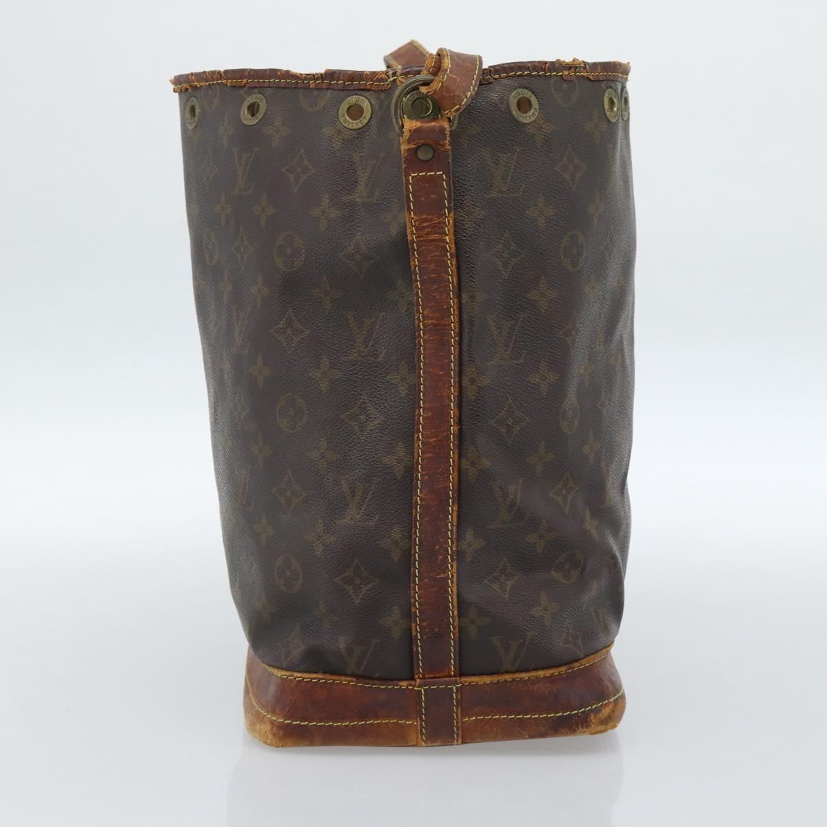 LOUIS VUITTON Monogram Noe Shoulder Bag M42224 LV Auth 184922