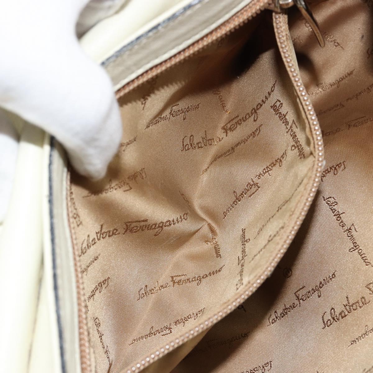 Salvatore Ferragamo Gancini Shoulder Bag Leather Ivory Silver Auth 184983