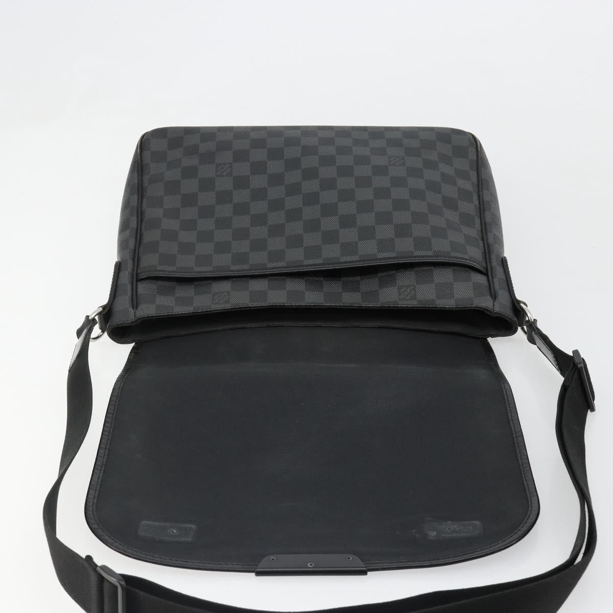 LOUIS VUITTON Damier Graphite Daniel MM Shoulder Bag N58029 LV Auth 185180