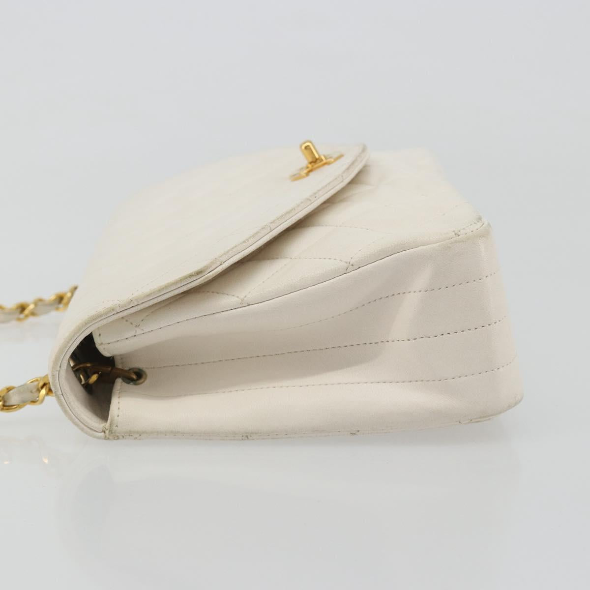 CHANEL Matelasse Chain Shoulder Bag Leather White Gold CC Auth 185193A