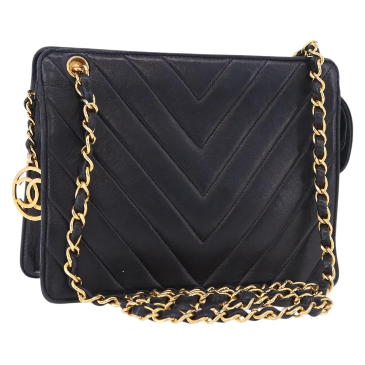 CHANEL V Stitch Chain Shoulder Bag Lamb Skin Navy Gold CC Auth 185203V