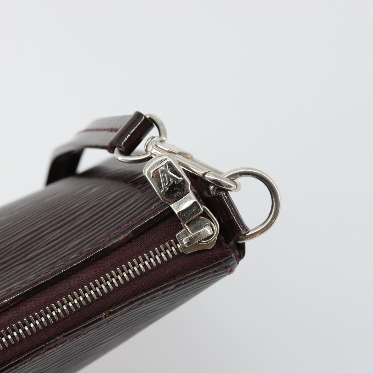LOUIS VUITTON Epi Electric Pochette Accessoires Plunge Electric LV Auth 185451V