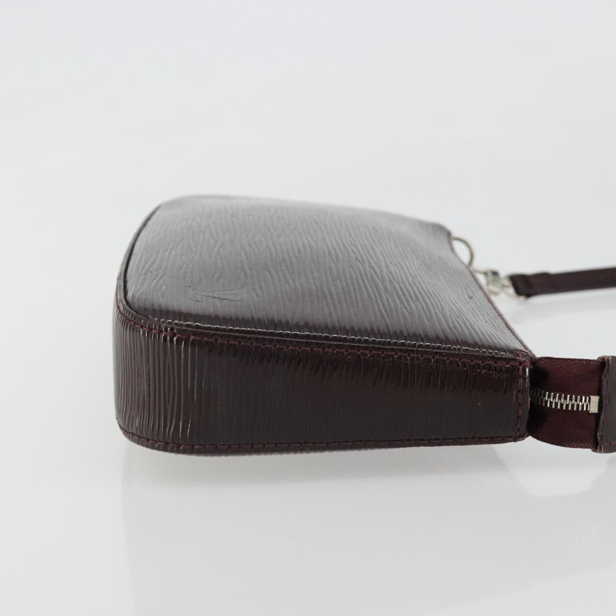 LOUIS VUITTON Epi Electric Pochette Accessoires Plunge Electric LV Auth 185451V