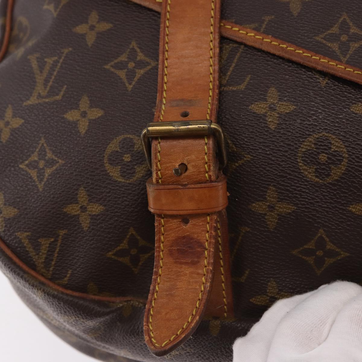 LOUIS VUITTON Monogram Saumur 43 Shoulder Bag M42252 LV Auth 185526
