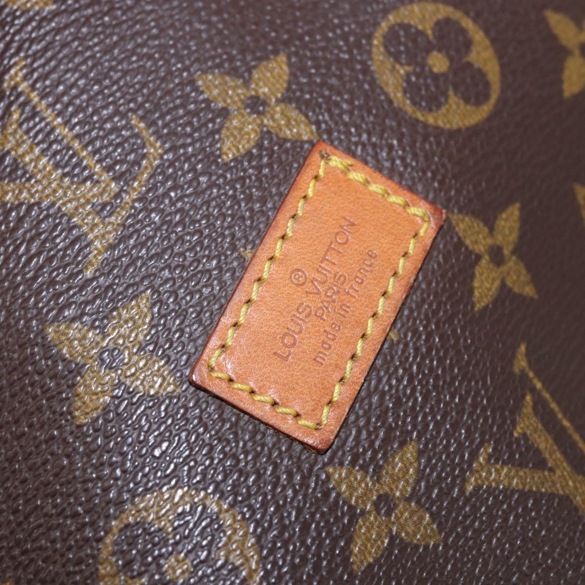 LOUIS VUITTON Monogram Saumur 43 Shoulder Bag M42252 LV Auth 185526