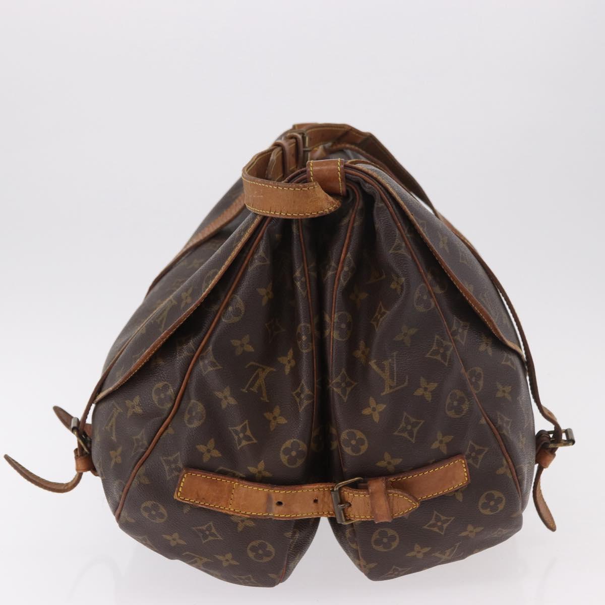 LOUIS VUITTON Monogram Saumur 43 Shoulder Bag M42252 LV Auth 185526