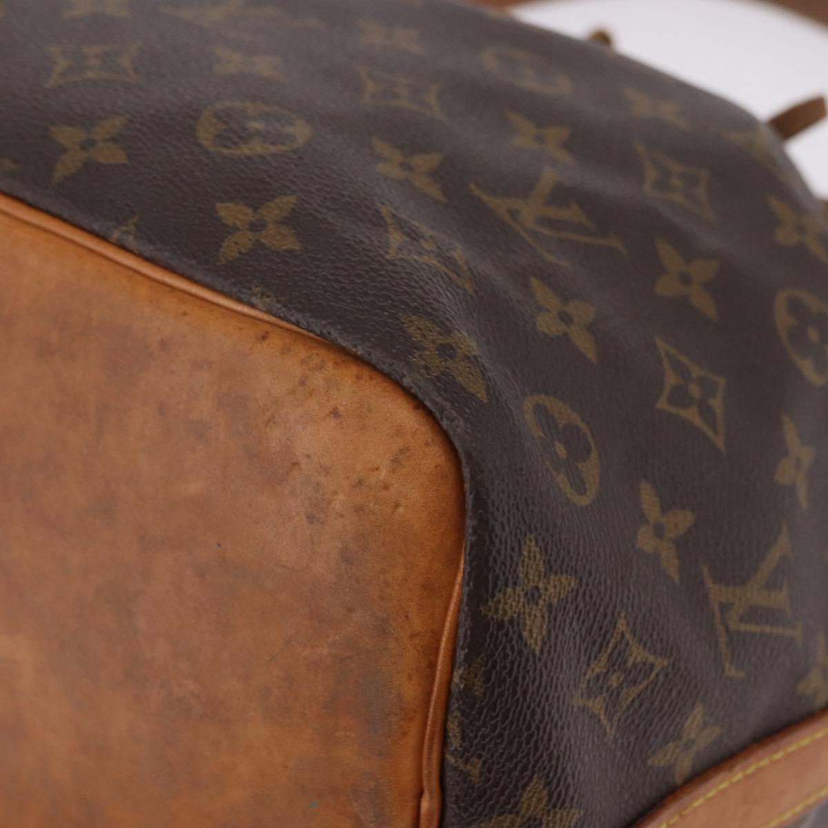 LOUIS VUITTON Monogram Petit Noe Shoulder Bag M42226 LV Auth 185620