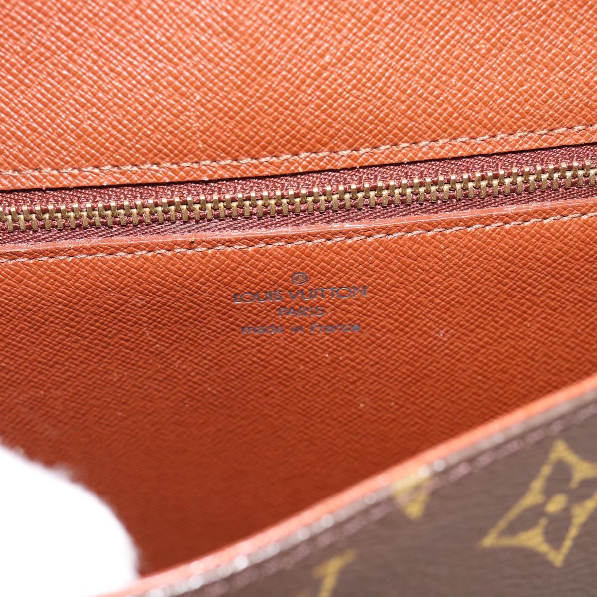 LOUIS VUITTON Monogram Saint Cloud GM Shoulder Bag M51242 LV Auth 185624