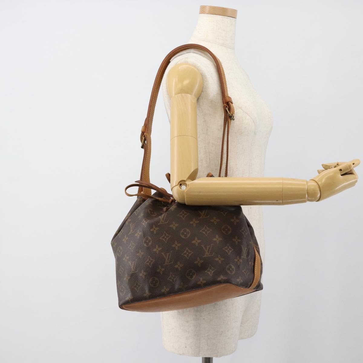 LOUIS VUITTON Monogram Petit Noe Shoulder Bag M42226 LV Auth 185637