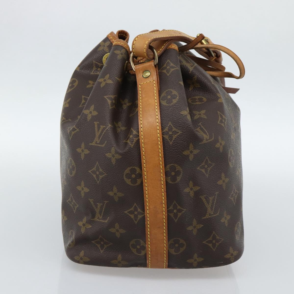LOUIS VUITTON Monogram Petit Noe Shoulder Bag M42226 LV Auth 185637