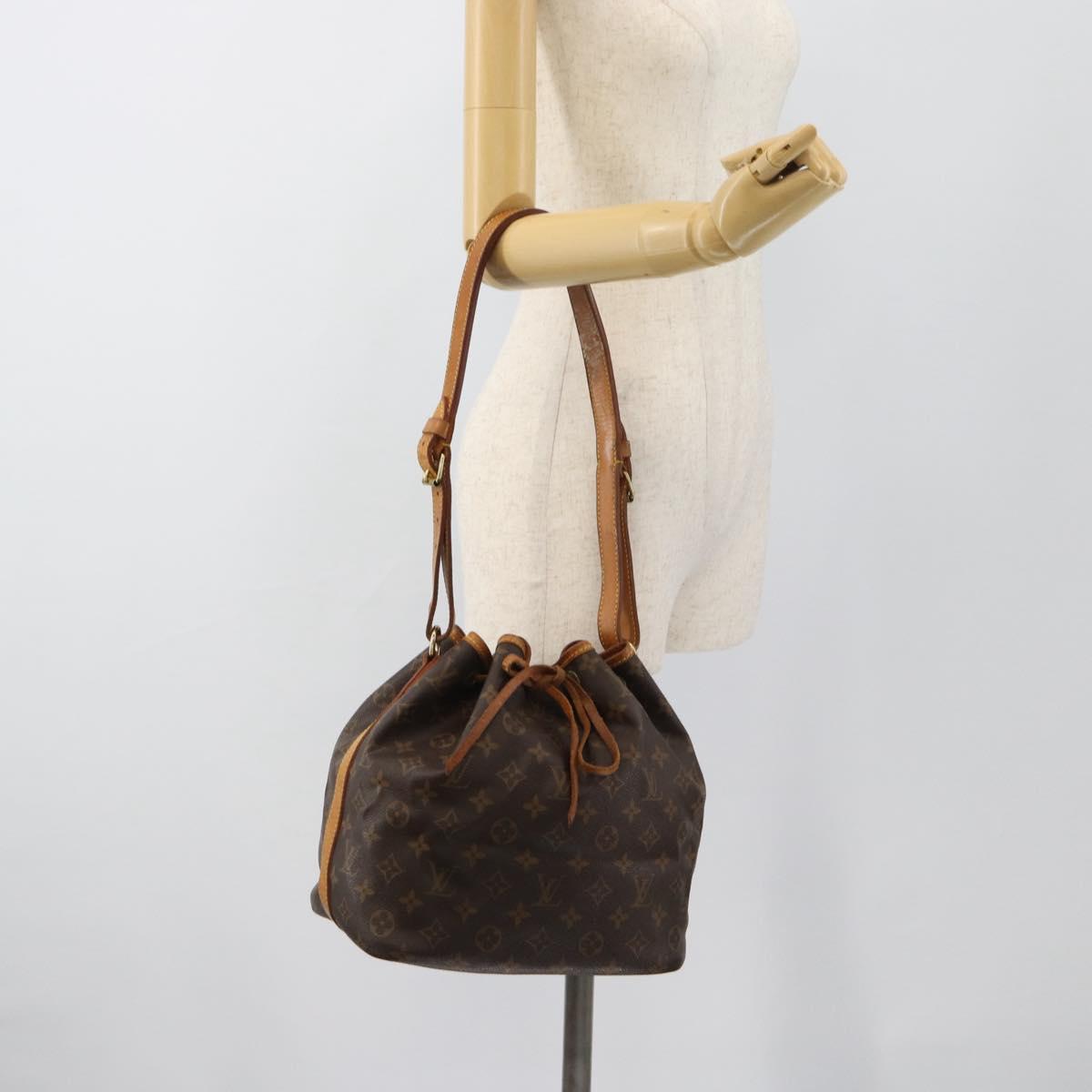 LOUIS VUITTON Monogram Petit Noe Shoulder Bag M42226 LV Auth 185703A