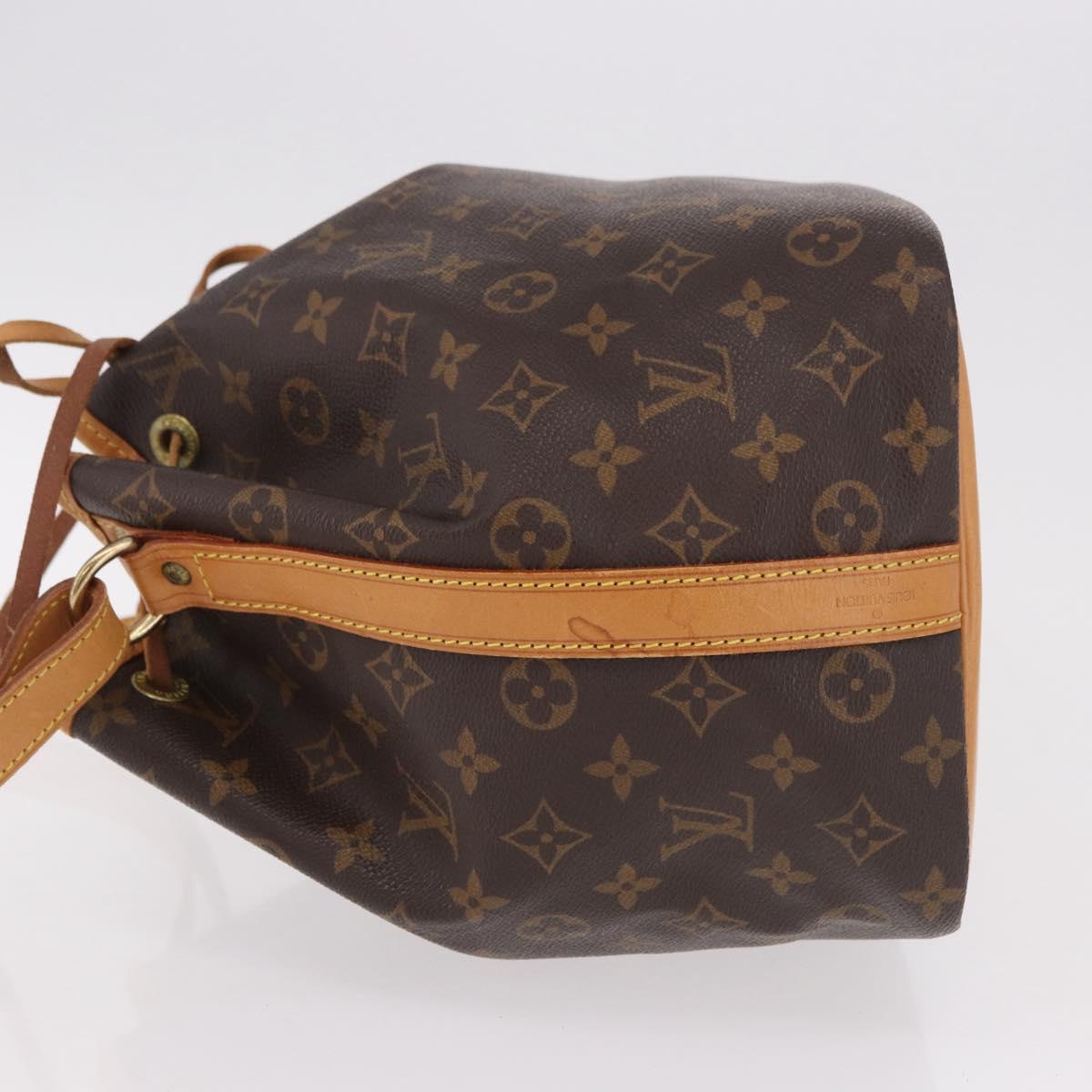 LOUIS VUITTON Monogram Petit Noe Shoulder Bag M42226 LV Auth 185710A
