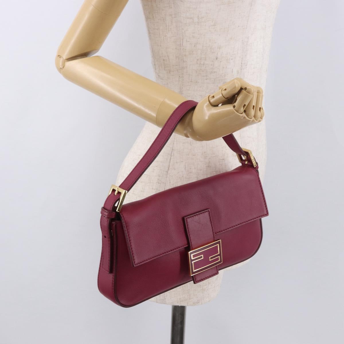 FENDI Mamma Baguette Shoulder Bag Leather Ivory Gold Auth 185734SAM
