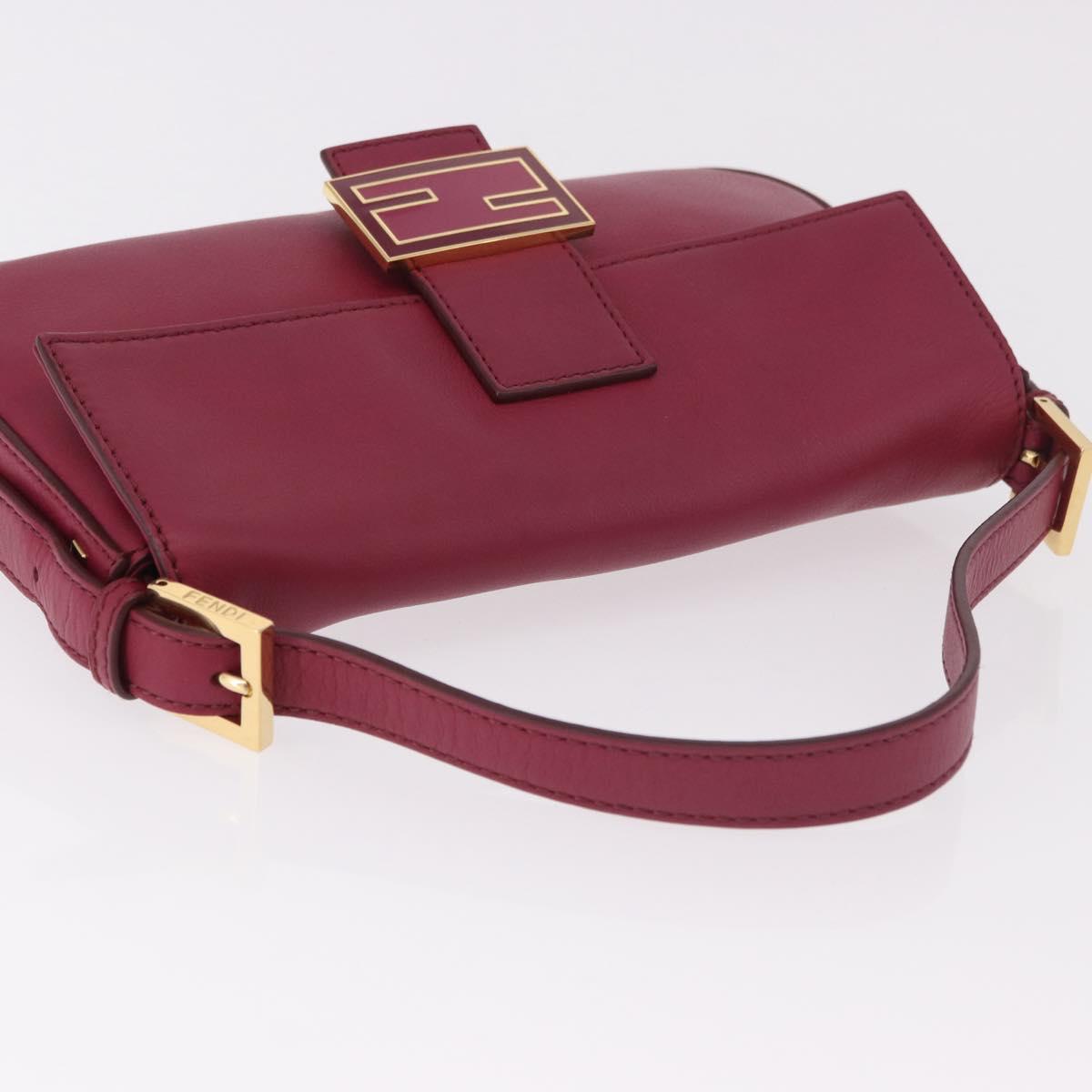 FENDI Mamma Baguette Shoulder Bag Leather Ivory Gold Auth 185734SAM