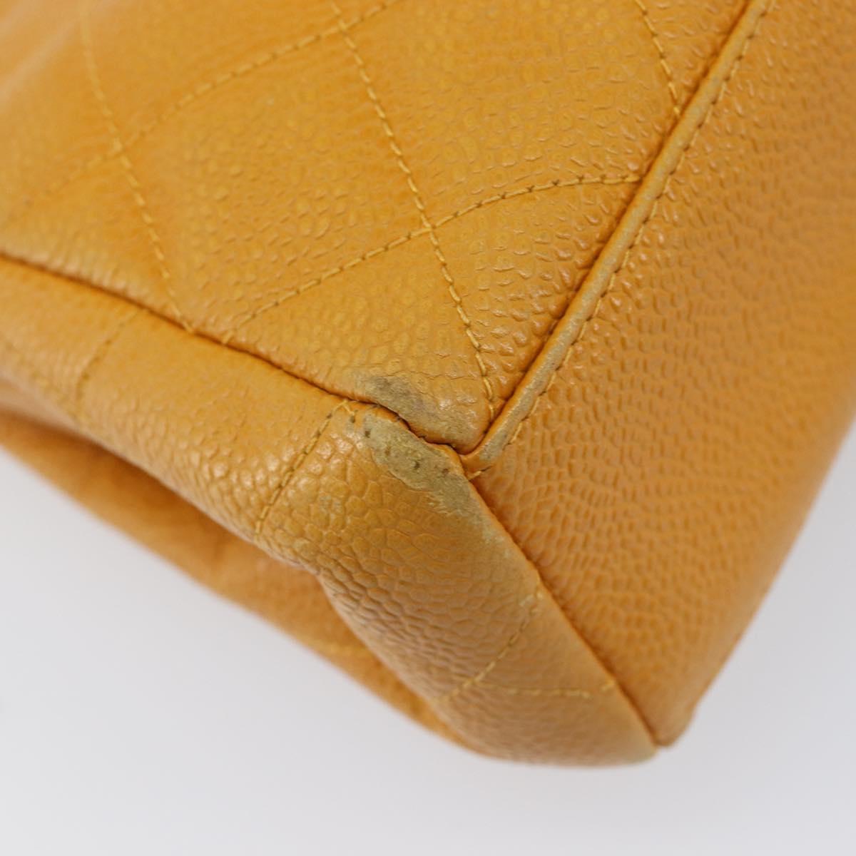 CHANEL Matelasse Chain Shoulder Bag Caviar Skin Yellow Gold CC Auth 185743