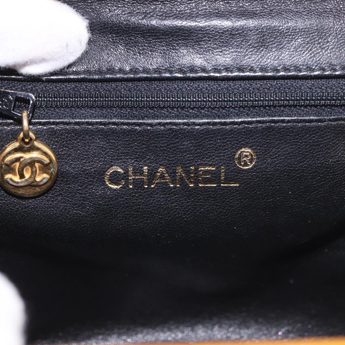 CHANEL Matelasse Chain Shoulder Bag Caviar Skin Yellow Gold CC Auth 185743A