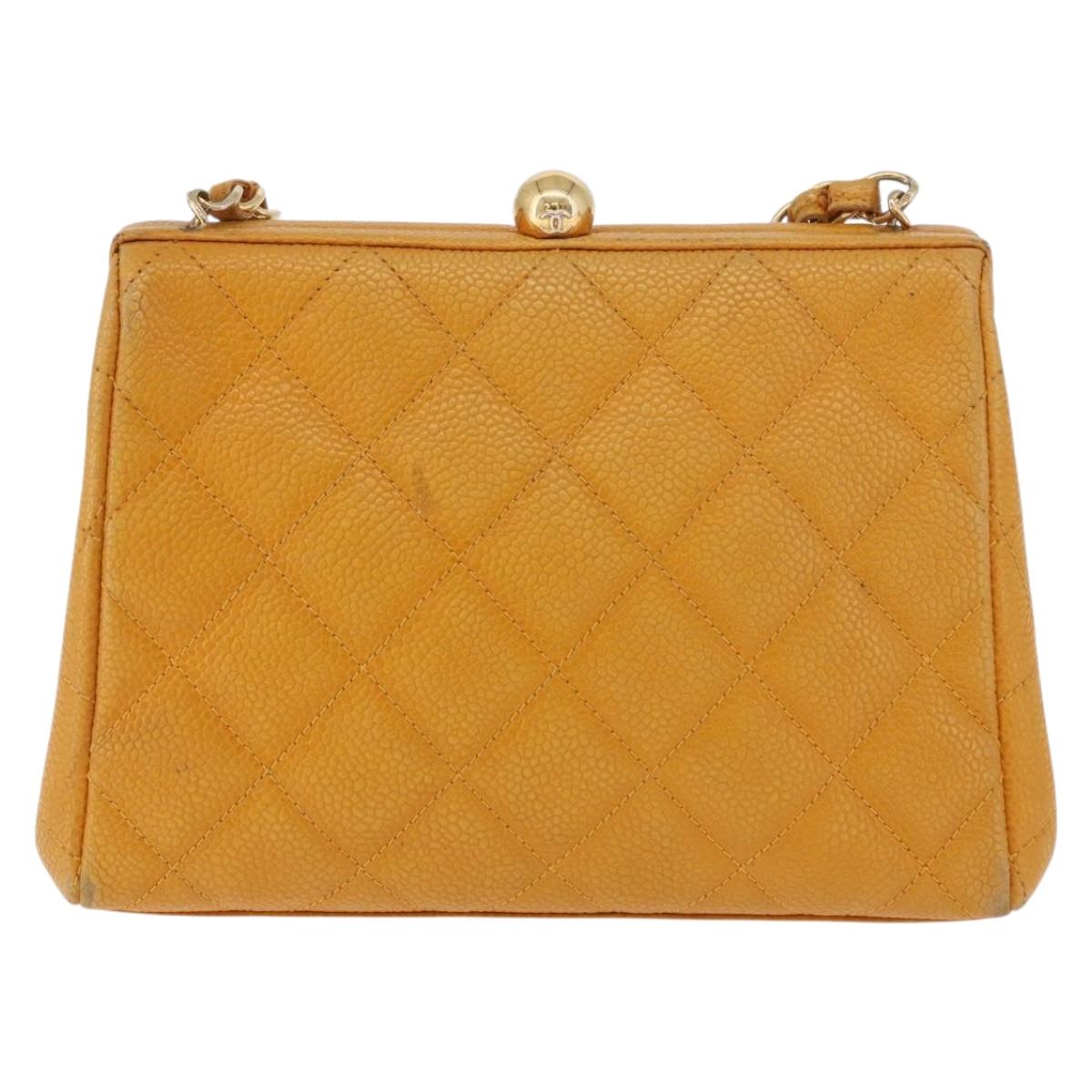 CHANEL Matelasse Chain Shoulder Bag Caviar Skin Yellow Gold CC Auth 185743A