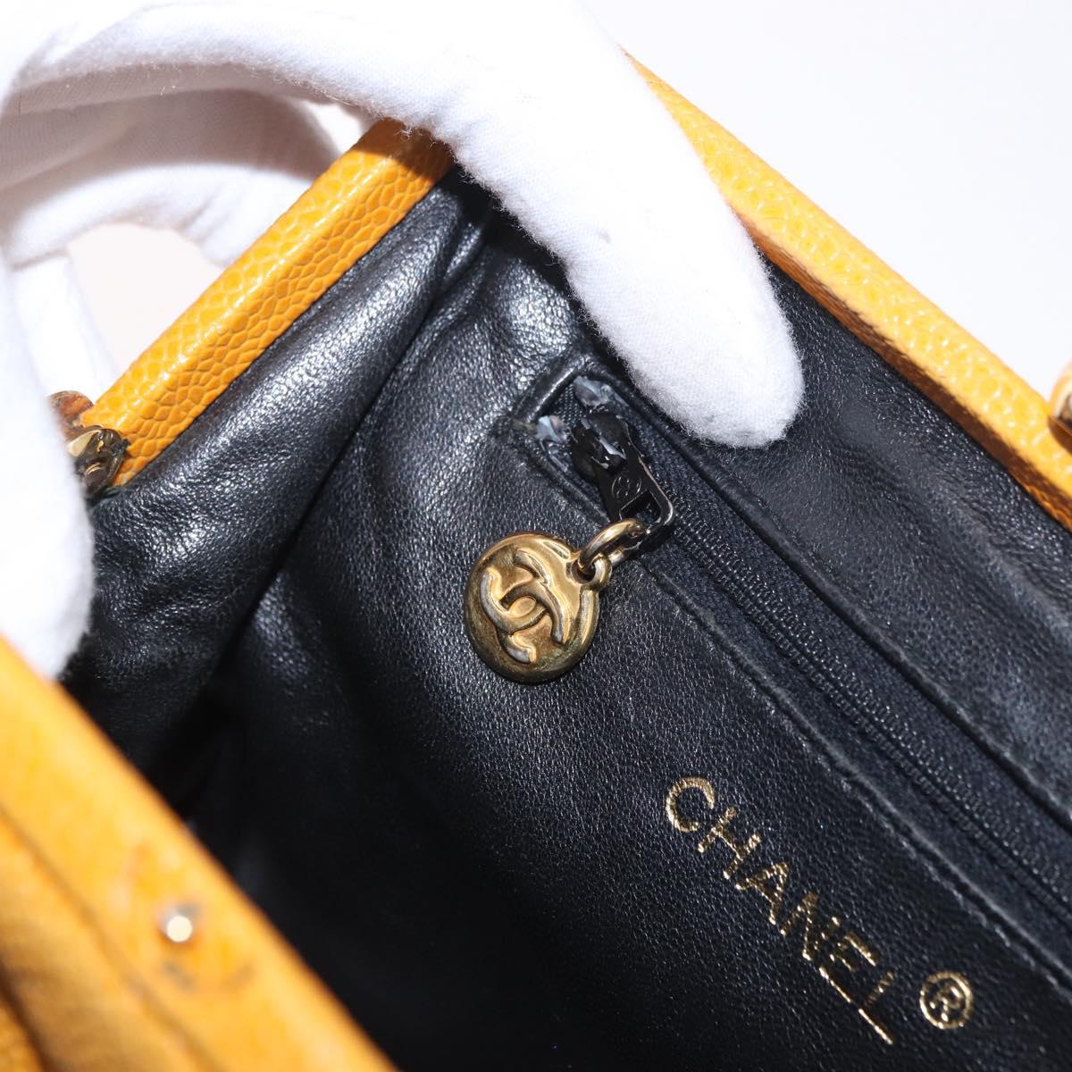 CHANEL Matelasse Chain Shoulder Bag Caviar Skin Yellow Gold CC Auth 185743A