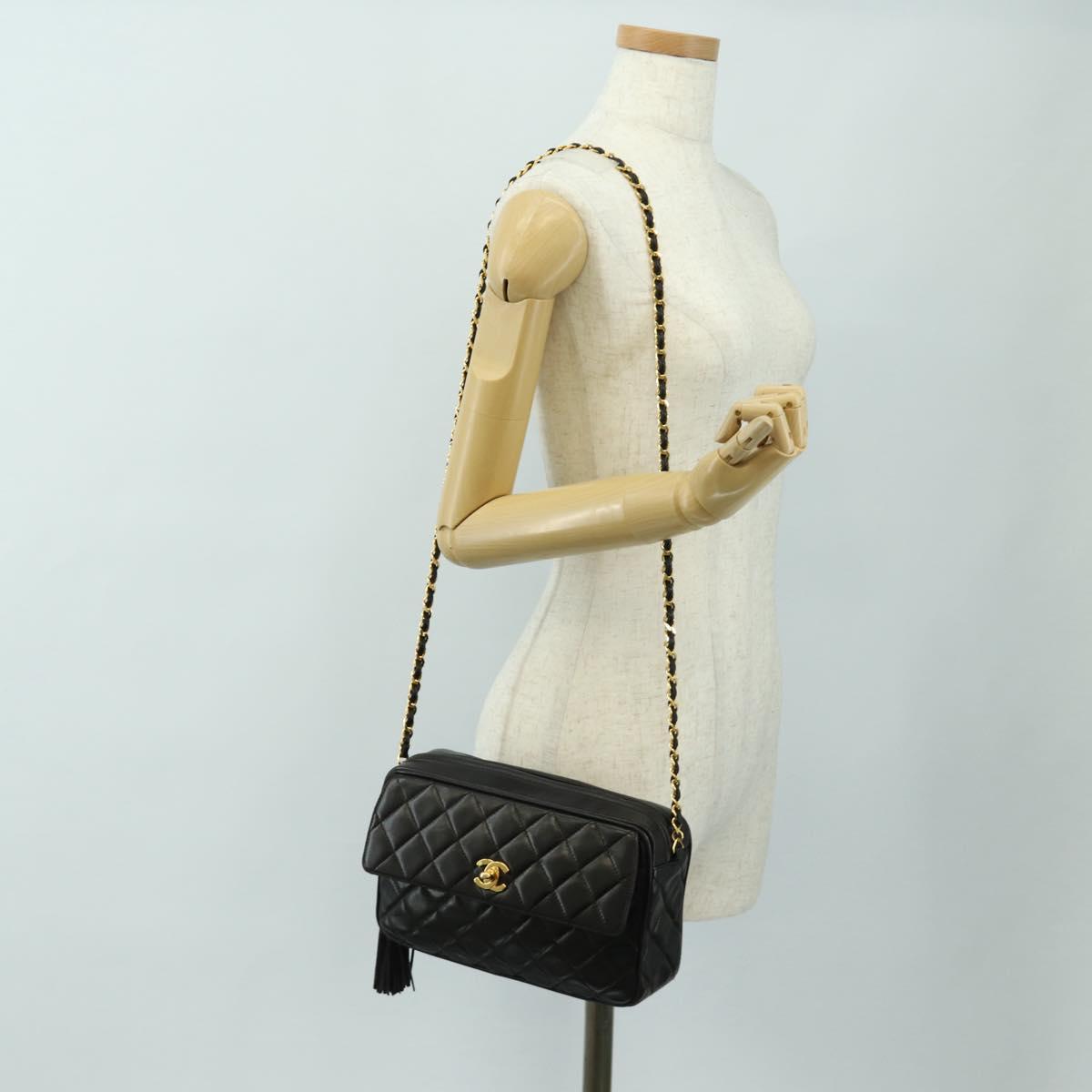 CHANEL Matelasse Chain Shoulder Bag Lamb Skin Gold Black CC Auth 185851SM