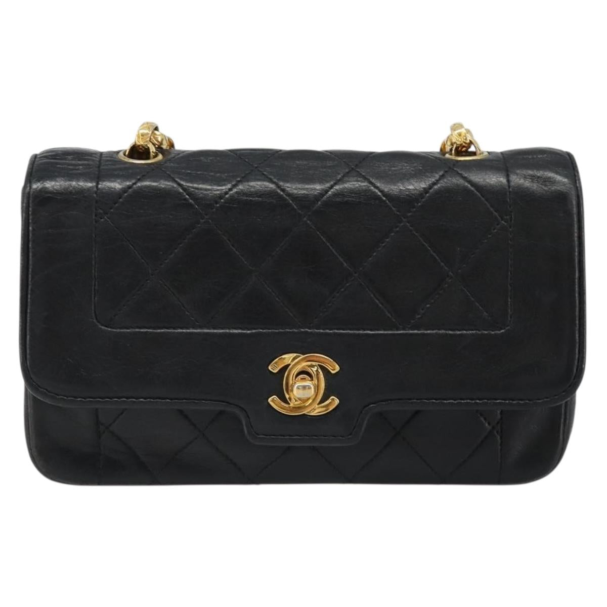CHANEL Chain Matelasse Shoulder Bag Lamb Skin Black Gold CC Auth 186025SAV