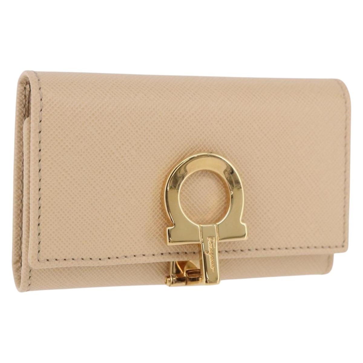 Salvatore Ferragamo Gancini Key Case Leather Ivory Gold Auth 186241A