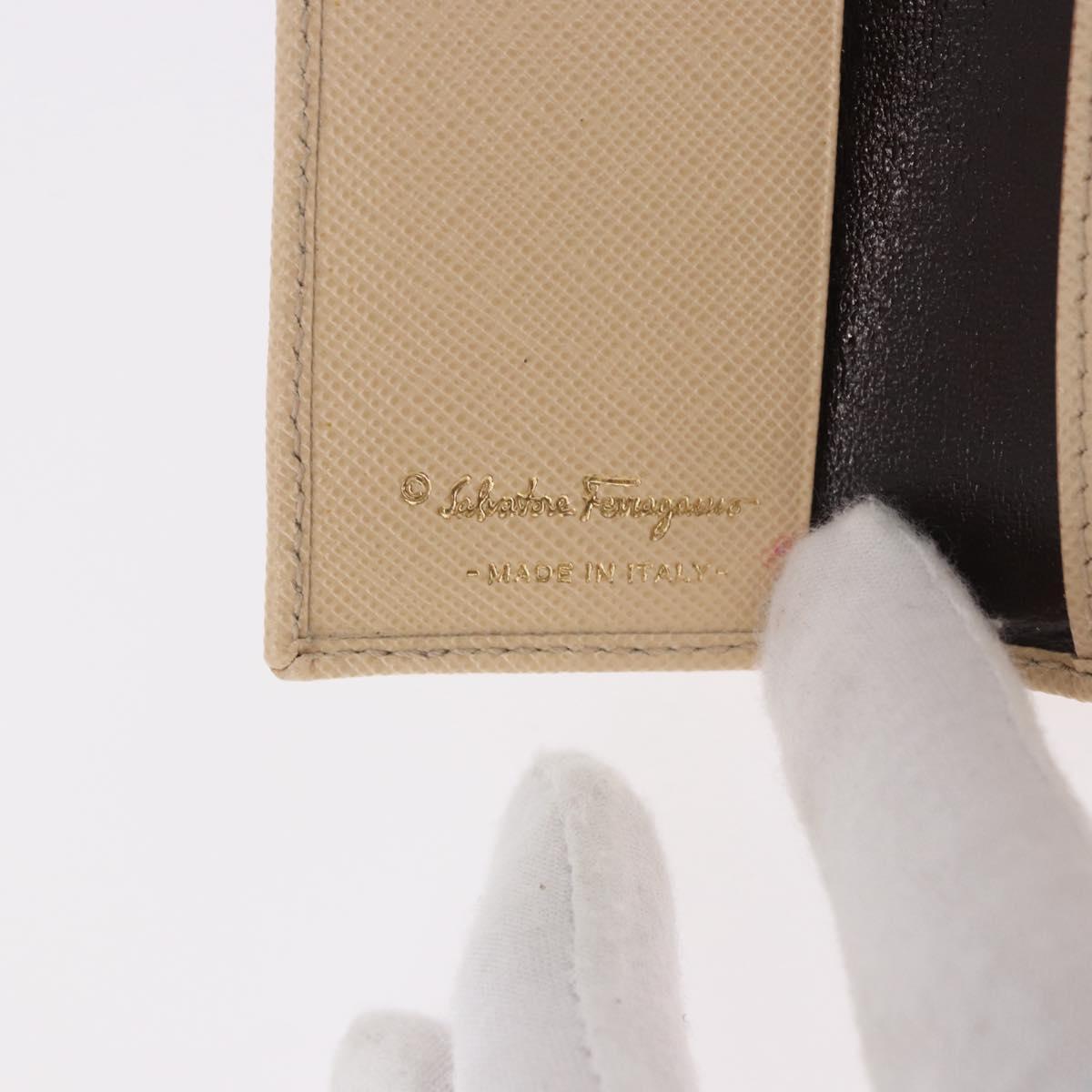 Salvatore Ferragamo Gancini Key Case Leather Ivory Gold Auth 186241A