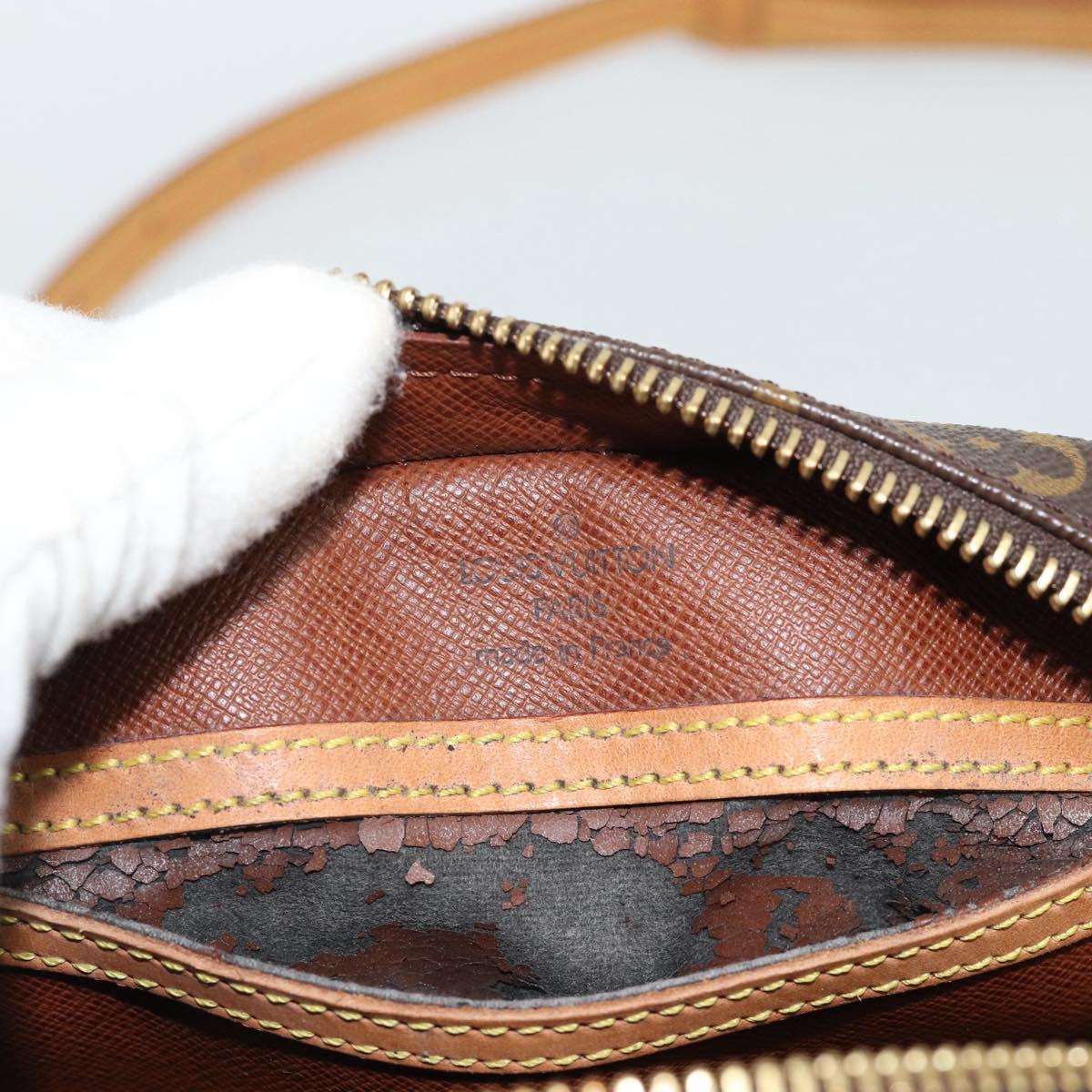 LOUIS VUITTON Monogram Blois Shoulder Bag M51221 LV Auth 186290A