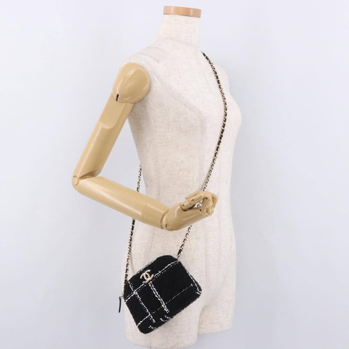 CHANEL Matelasse Chain Shoulder Bag Tweed Black Gold CC Auth 186402M