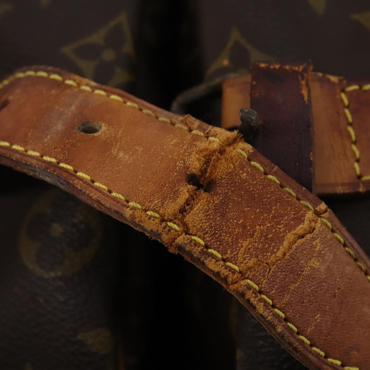 LOUIS VUITTON Monogram Saumur40 Shoulder Bag LV Auth 186579