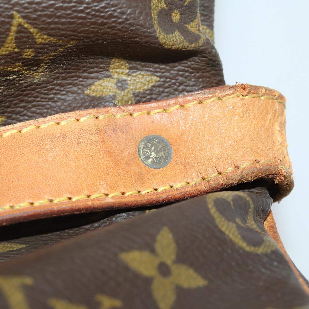 LOUIS VUITTON Monogram Saumur40 Shoulder Bag LV Auth 186579