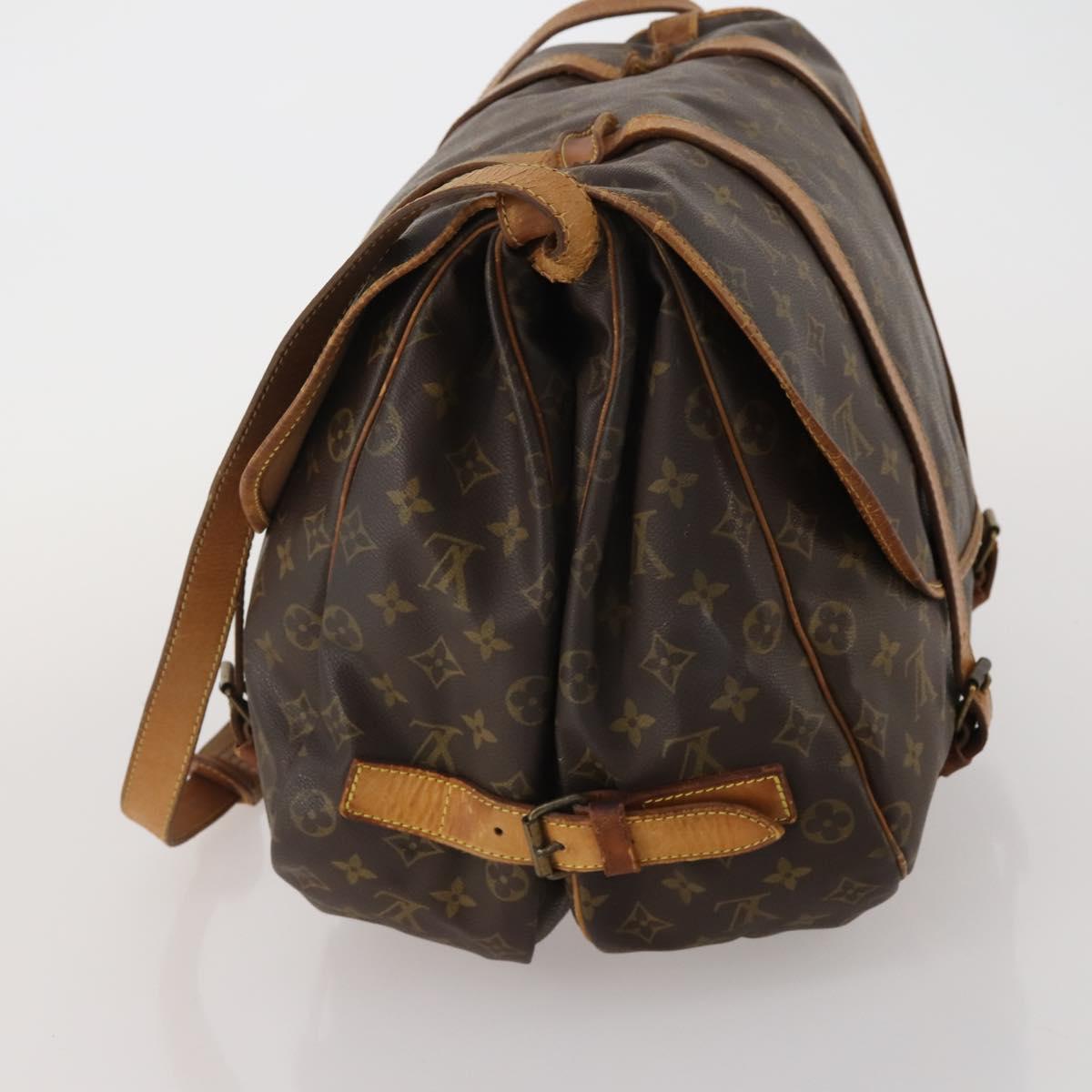 LOUIS VUITTON Monogram Saumur40 Shoulder Bag LV Auth 186579