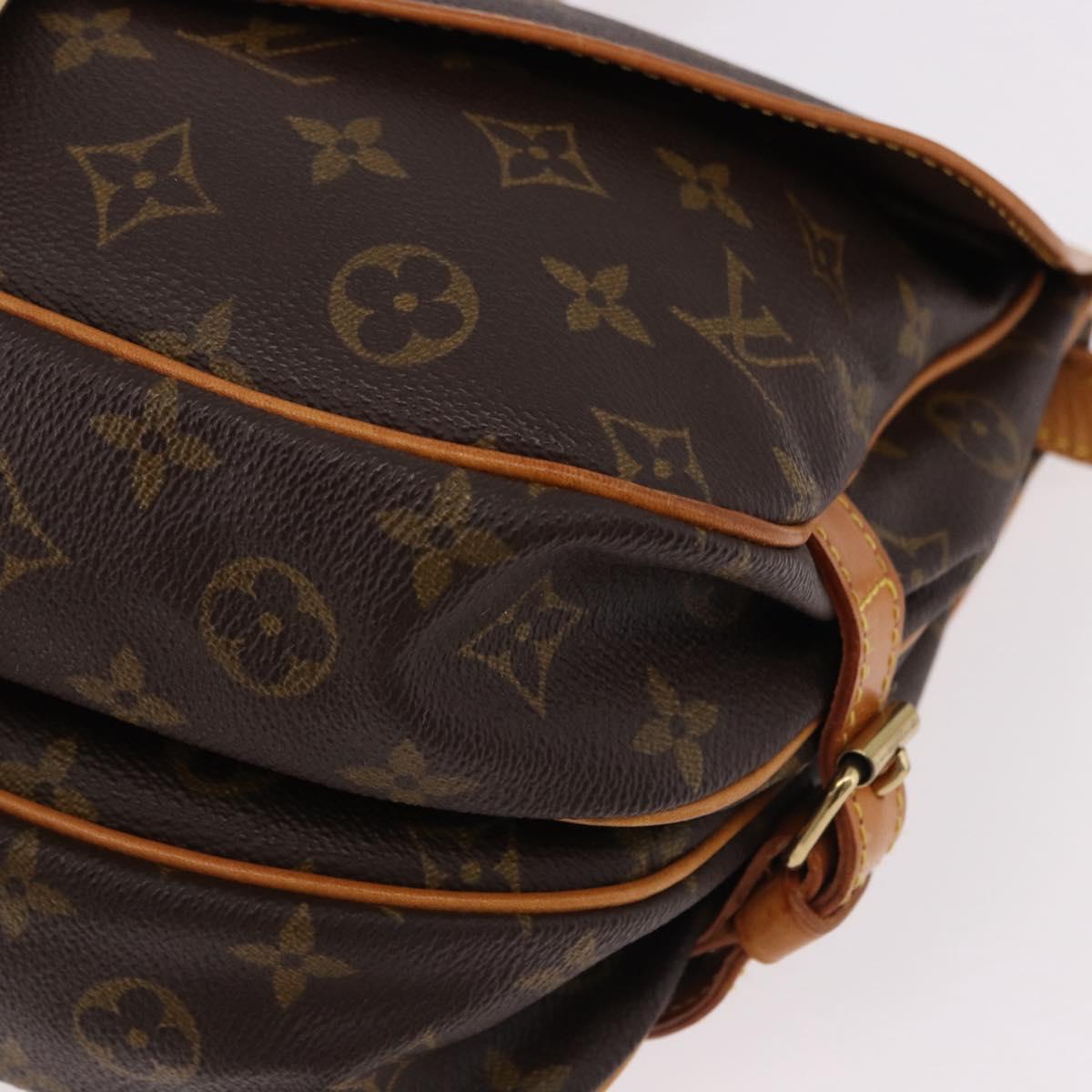 LOUIS VUITTON Monogram Saumur 30 Shoulder Bag M42256 LV Auth 186660A