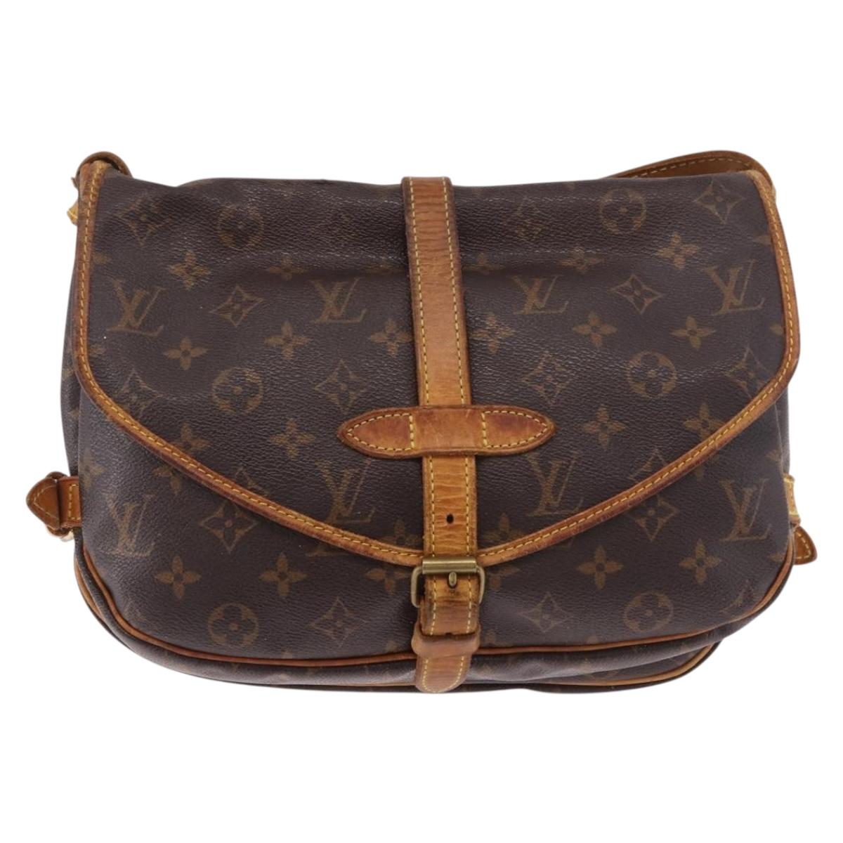 LOUIS VUITTON Monogram Saumur 30 Shoulder Bag M42256 LV Auth 186859