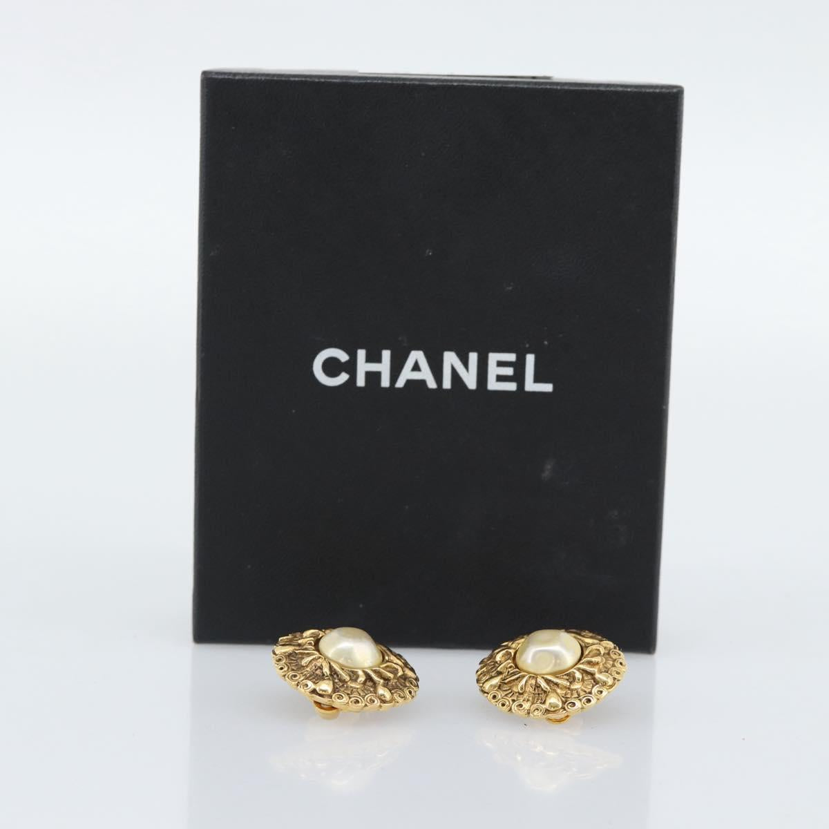 CHANEL Earring Metal Gold White CC Auth 186928