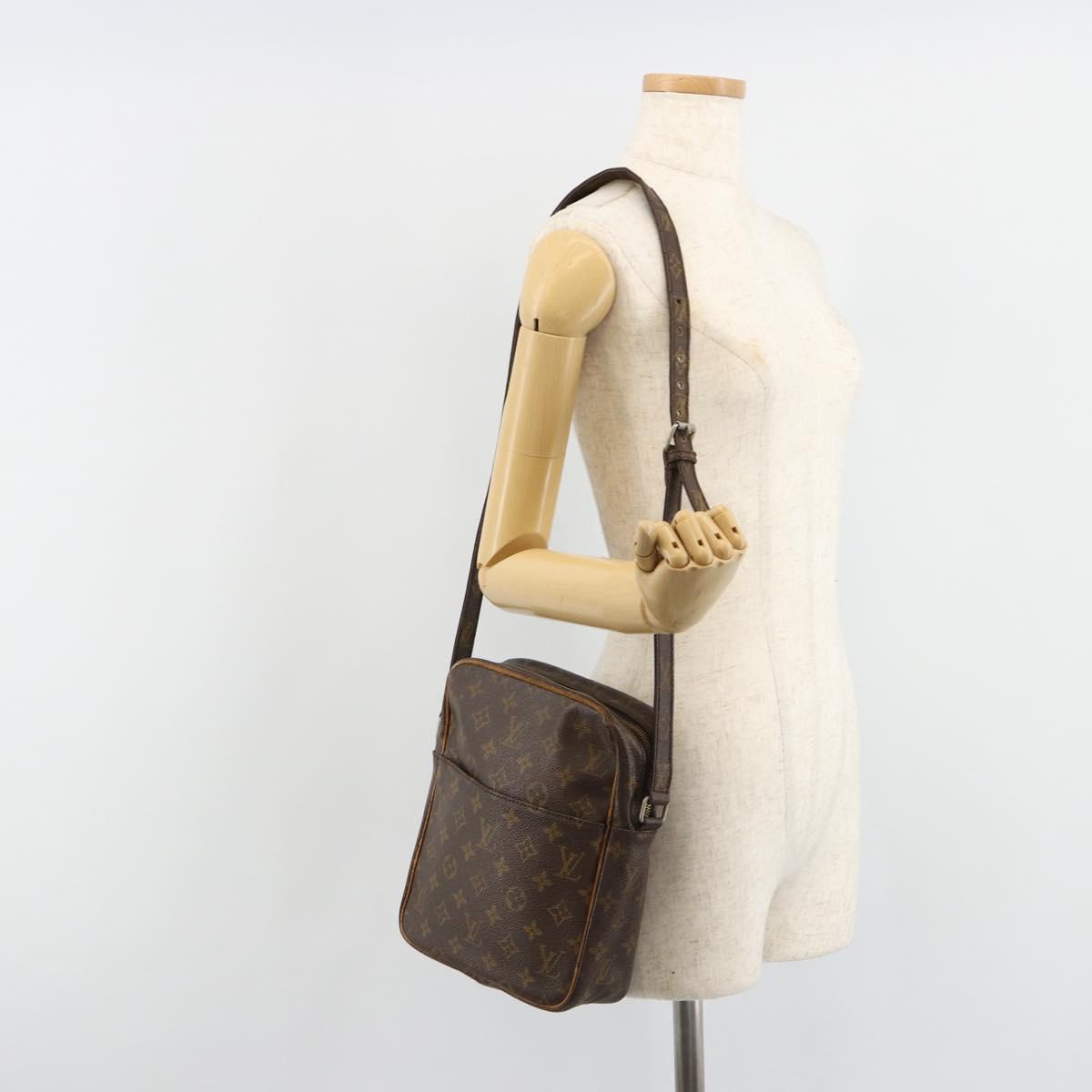 LOUIS VUITTON Monogram Petit Marceau Shoulder Bag M40264 LV Auth 187009