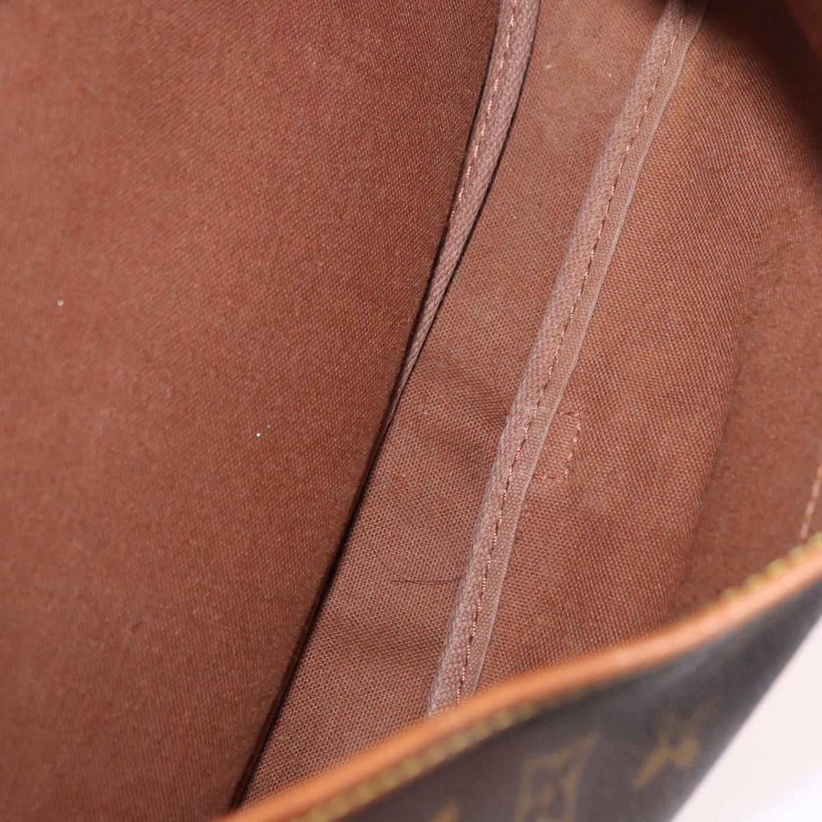 LOUIS VUITTON Monogram Saumur 30 Shoulder Bag M42256 LV Auth 187014