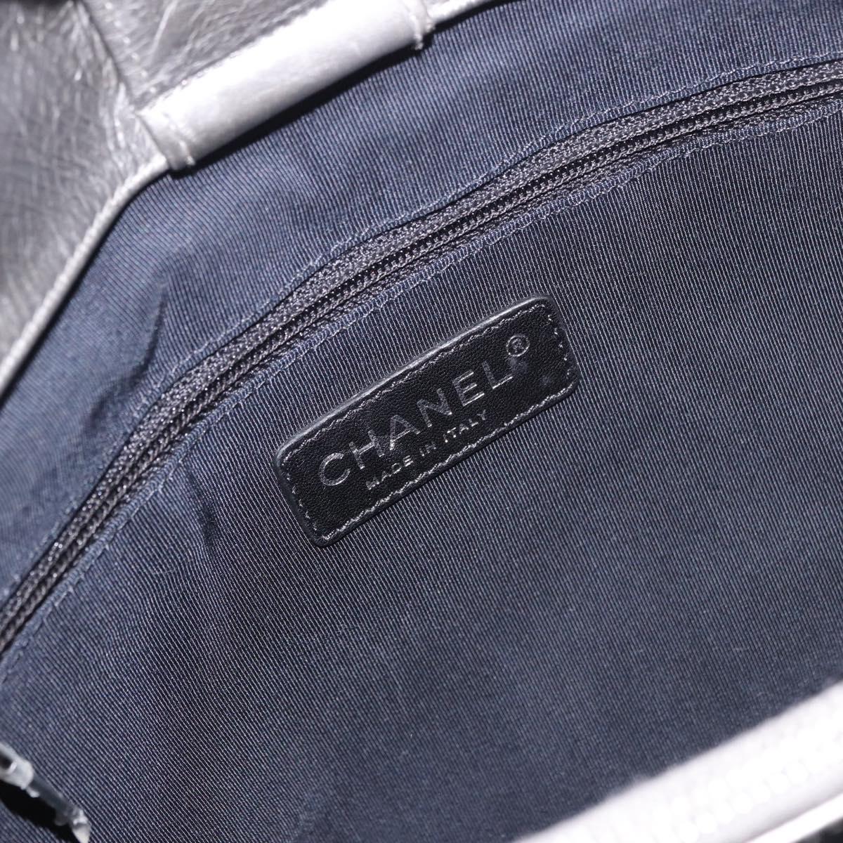 CHANEL Matelasse Chain Me Shoulder Bag Leather Silver CC Auth 187120SAV