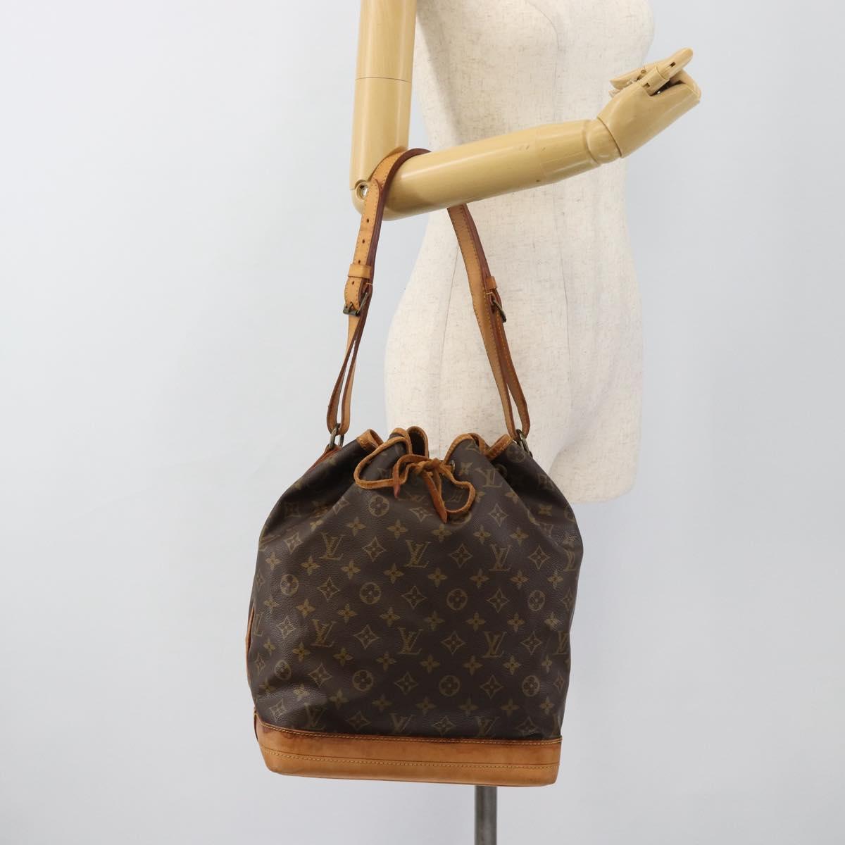 LOUIS VUITTON Monogram Noe Shoulder Bag M42224 LV Auth 187129