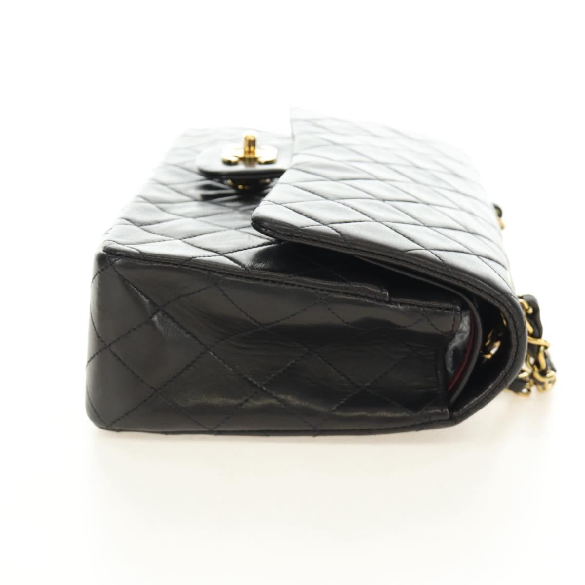 CHANEL Matelasse 25 Double Flap Chain Bag Lamb Skin Gold Black CC Auth 187193SAV