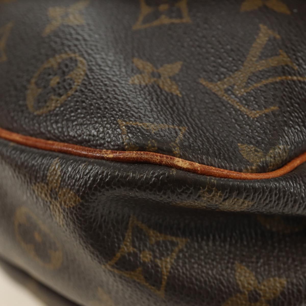 LOUIS VUITTON Monogram Saumur 30 Shoulder Bag M42256 LV Auth 187218