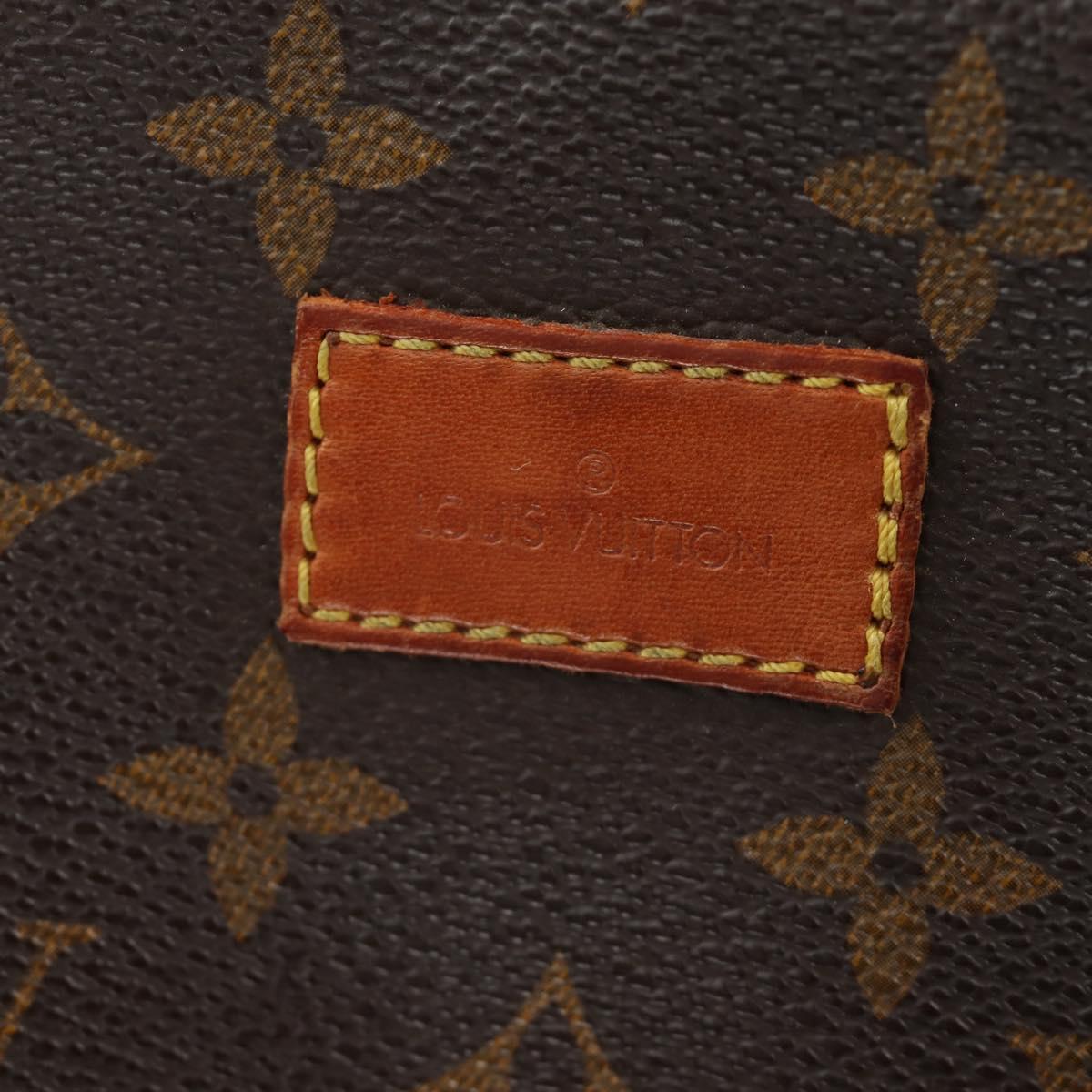 LOUIS VUITTON Monogram Saumur 30 Shoulder Bag M42256 LV Auth 187218