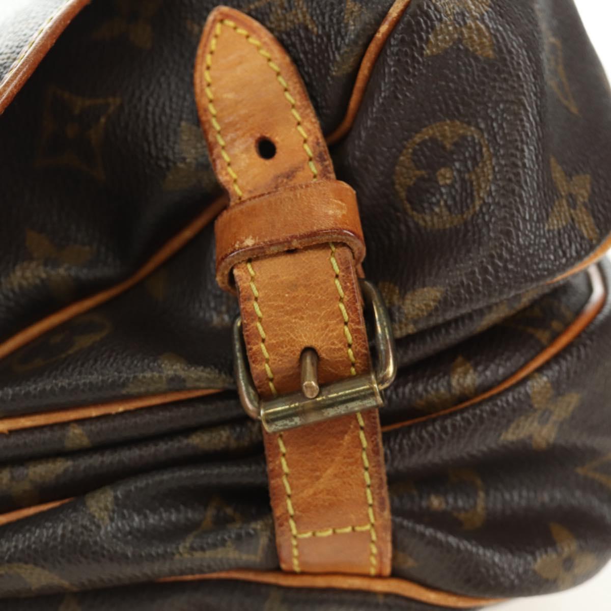 LOUIS VUITTON Monogram Saumur 30 Shoulder Bag M42256 LV Auth 187218