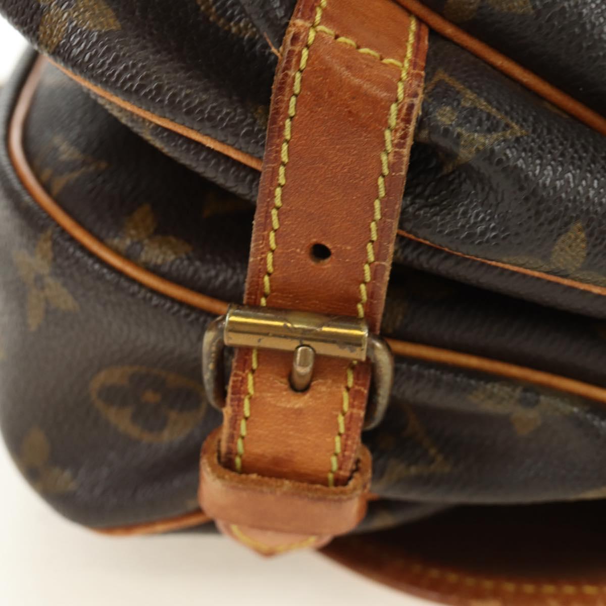 LOUIS VUITTON Monogram Saumur 30 Shoulder Bag M42256 LV Auth 187218