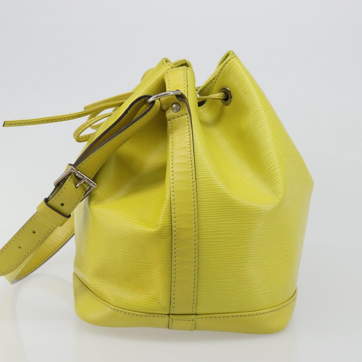LOUIS VUITTON Epi Petit Noe Shoulder Bag Pistachian M40969 LV Auth 187291A