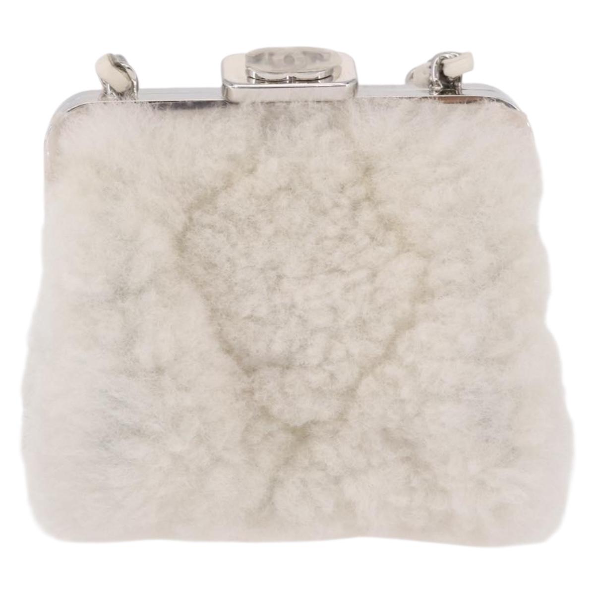 CHANEL Matelasse Chain Shoulder Bag Bore White Silver CC Auth 187487SAM