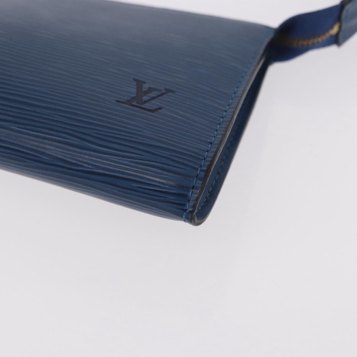 LOUIS VUITTON Epi Pochette Accessoires Pouch Blue M52985 LV Auth 187669