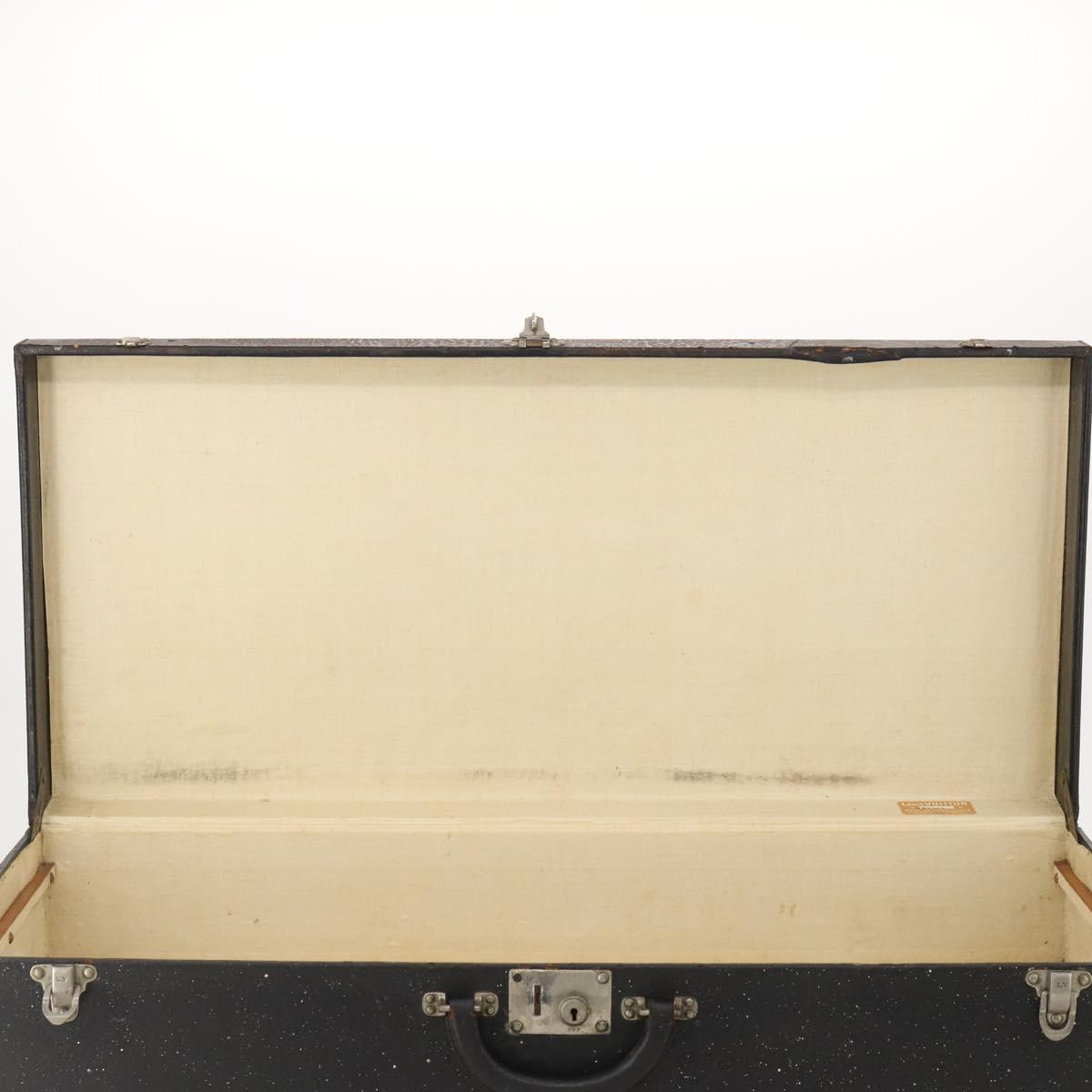 LOUIS VUITTON Trunk Leather Black Silver LV Auth 187706