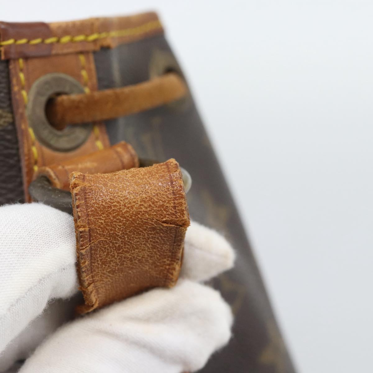 LOUIS VUITTON Monogram Petit Noe Shoulder Bag M42226 LV Auth 187788