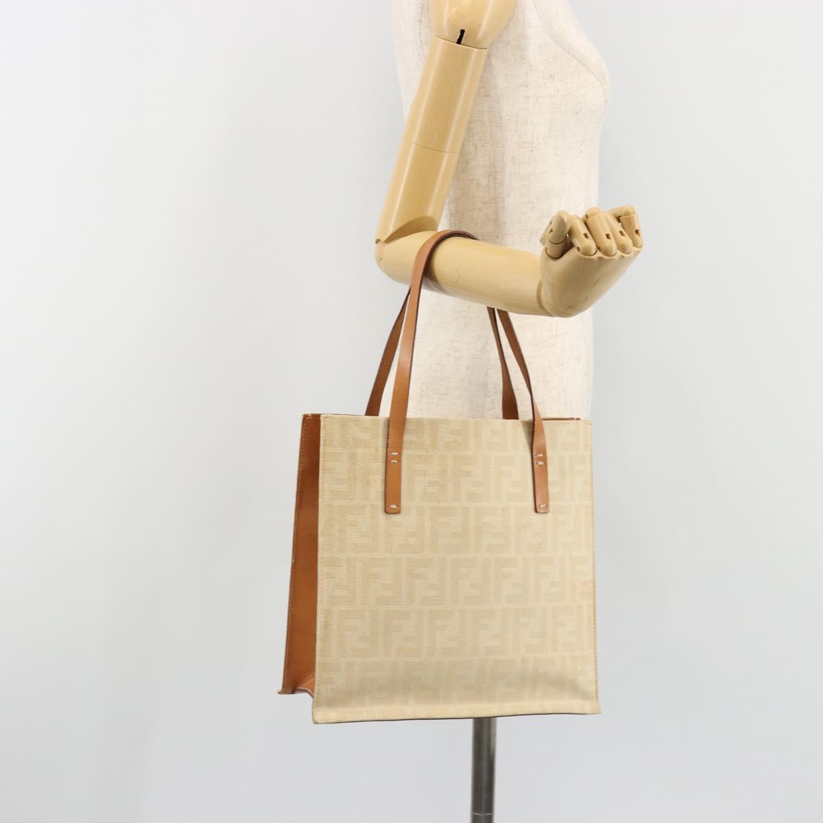 FENDI Zucca Canvas Tote Bag Beige Auth 187816