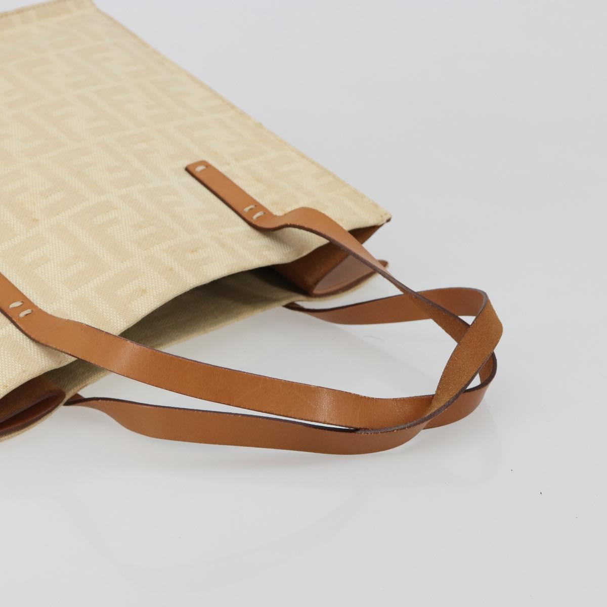 FENDI Zucca Canvas Tote Bag Beige Auth 187816